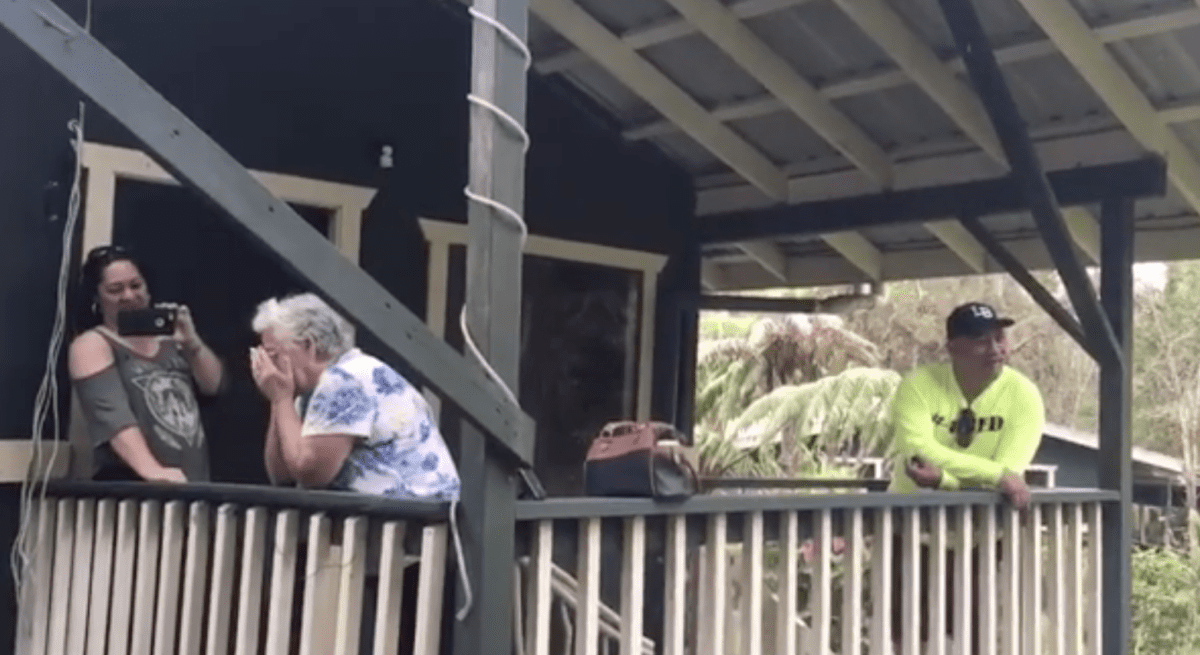 Woman Uses Her Retirement Savings To Give Grandparents The Ultimate Gift: A New Home | Kahealani Paradis had always dreamed of buying a new house — not for herself, but for her grandparents. So she decided to use her savings to give her grandparents a new home.
