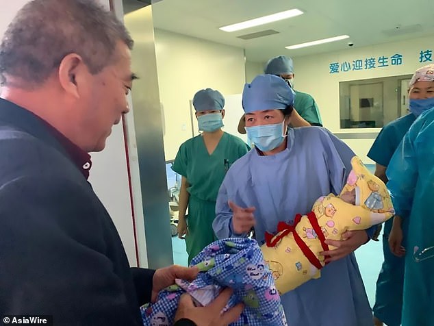 67-year-old chinese woman becomes oldest woman to give birth after conceiving naturally