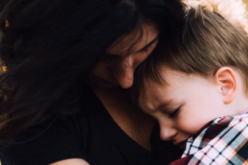 Mom Hates Being a Mom: Mom Admits Becoming a Mom is the 'Biggest Regret' of Entire Life, Complete Strangers Give Her Judgment-Free Advice