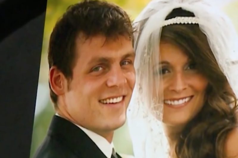 Newlyweds Opt to Start a Family Beside Wife's Deadly Brain Tumor. Her Best Friend Stepped up to Make Their Family Possible