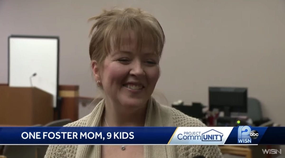 single mom of 2 who grew up in foster care adopts 6 siblings