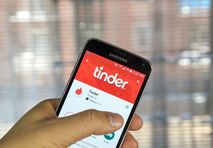 mom learns her 11-year-old daughter was raped by man she met on tinder. he asked her not to go to police