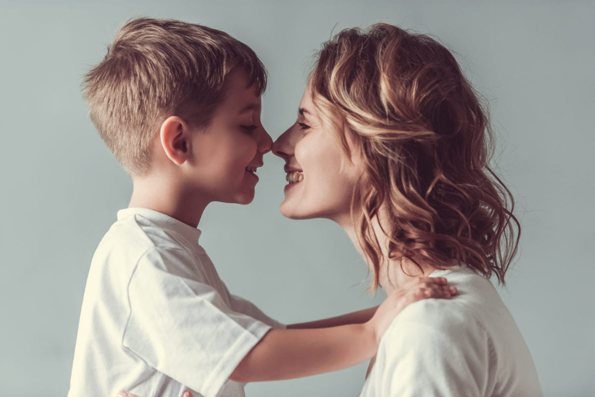 When Should I Reveal I Have a Child to Someone I Am Dating?