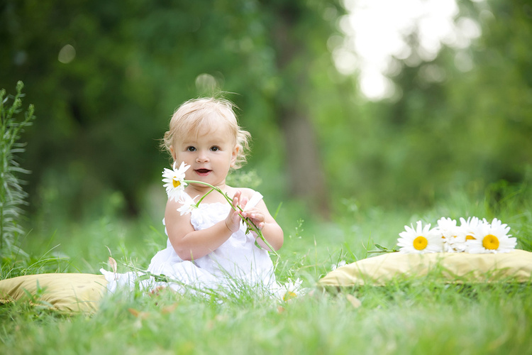 30 Beautiful Spring-Inspired Baby Names for Girls, Ranked by Uniqueness