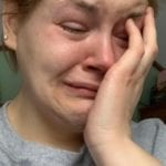 Stay-At-Home Mom Shares Vulnerable Photo of Herself Crying While Calling Out All the Misconceptions Surrounding Moms Who Stay Home With Their Children