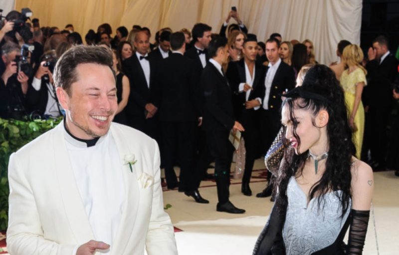 tesla ceo elon musk's girlfriend, singer grimes, confirms pregnancy—admits she was ill-prepared for the complications she faced early on