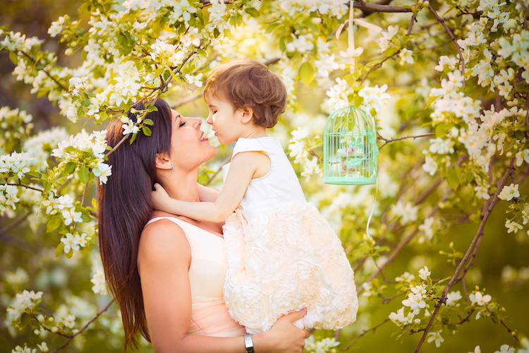 30 beautiful spring-inspired baby names for girls, ranked by uniqueness
