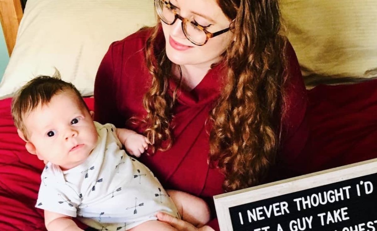 New Mom Uses Felt Letterboard to Share Her Hilarious Take on Motherhood, Rather Than the Usual Inspirational Quote