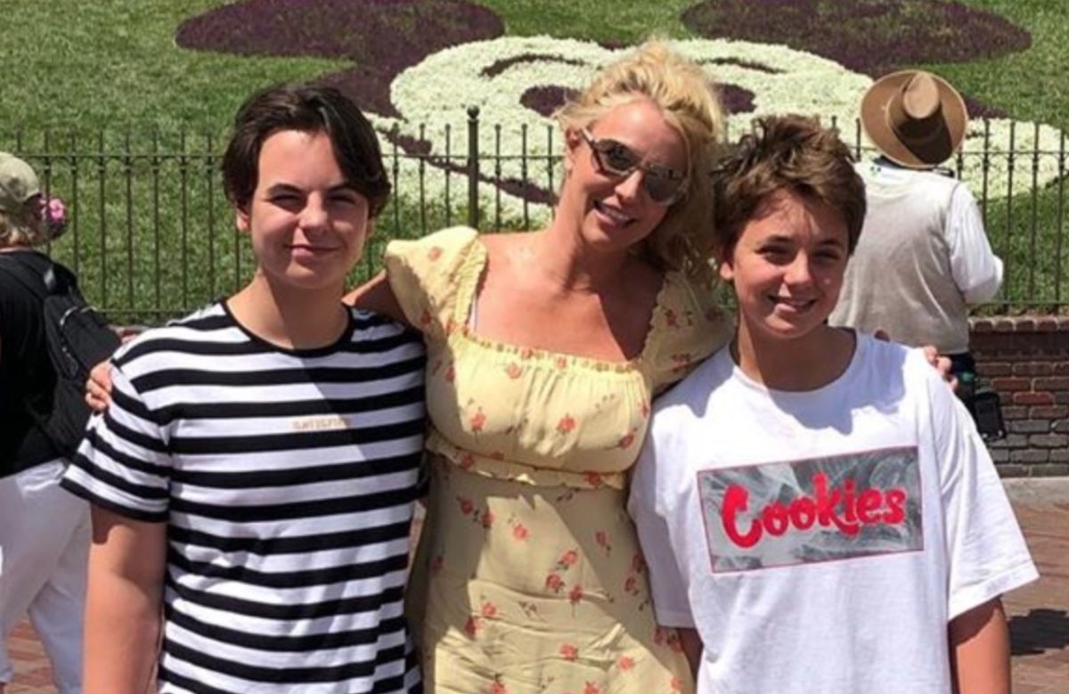britney spears agrees to kevin federline's request that she self-quarantines for two weeks before seeing their sons after traveling to louisiana to see family