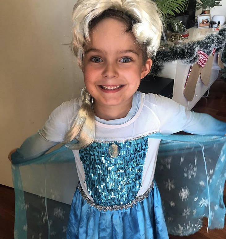 Dad Embraces 6-Year-Old Son's Elsa Obsession & Dresses in Matching Elsa Costume