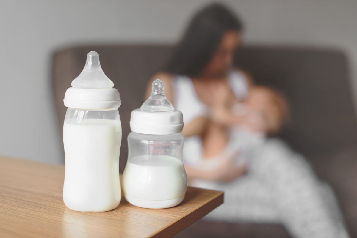 Dad Forces Wife To Breastfeed Baby Who Bites During Feedings 