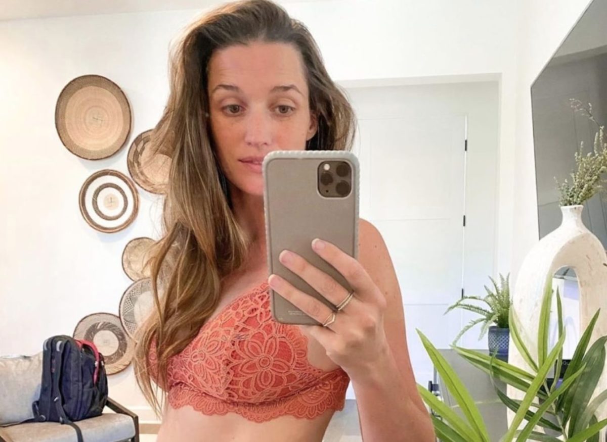 Jade Roper Tolbert Reveals Surprise 17-Week Baby Bump