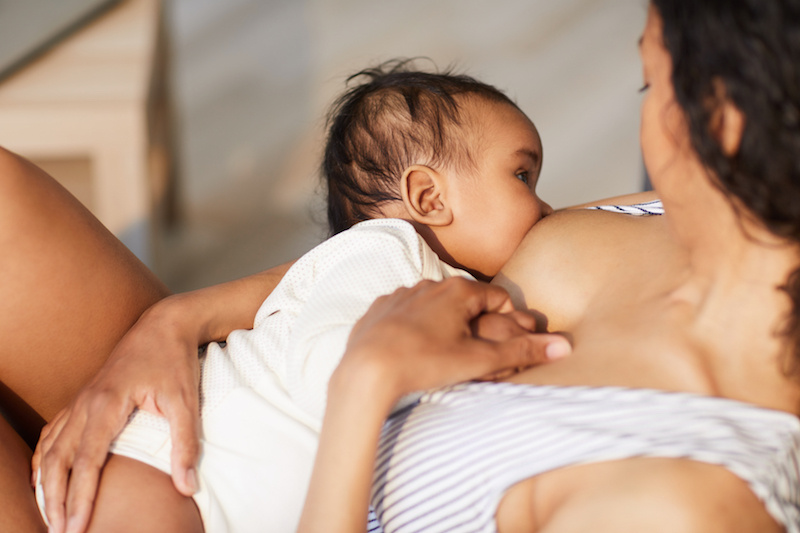 6 breastfeeding tips and hacks that will make your life so much easier