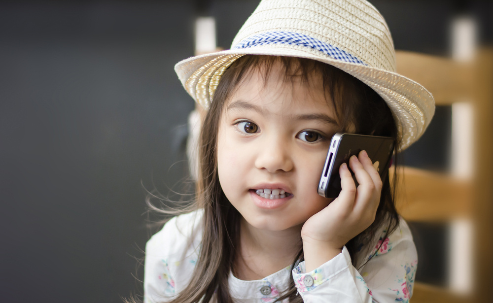 my ex bought my 5-year-old daughter an iphone against my wishes: advice?
