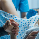 Man Wonders: Was I Wrong to Leave My Fiancé for the ER Right After She Gave Birth Because She Broke My Hand During Labor?
