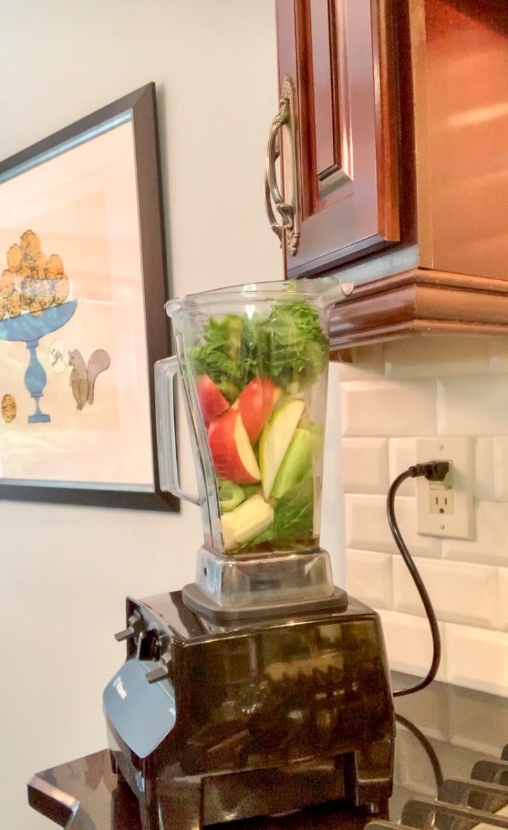ingredients in blender for the healthy green smoothie reese witherspoon drinks every day