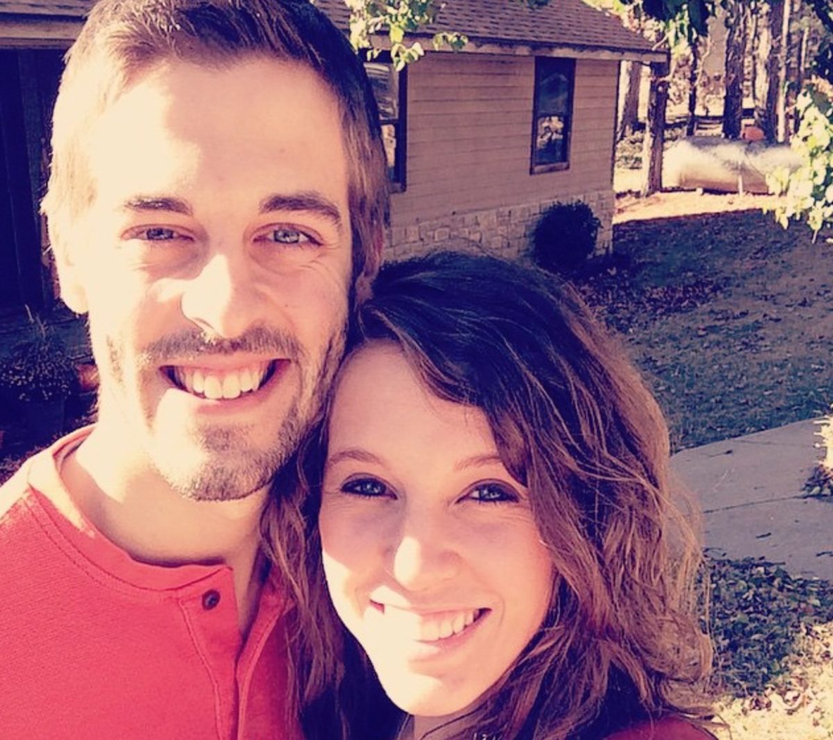 Jill Duggar Says She's Been 'Distancing' Herself From Family