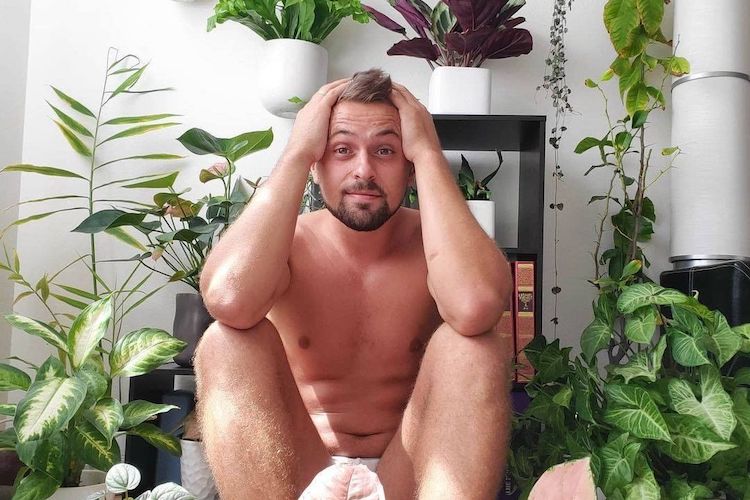 12 'boys with plants' photos that'll make you thirstier than the thirstiest houseplant