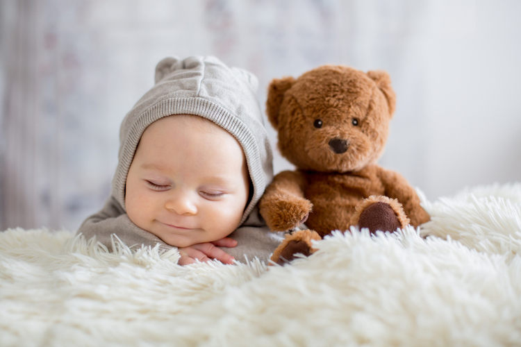 25 Cool Baby Names for Boys Inspired by Winter
