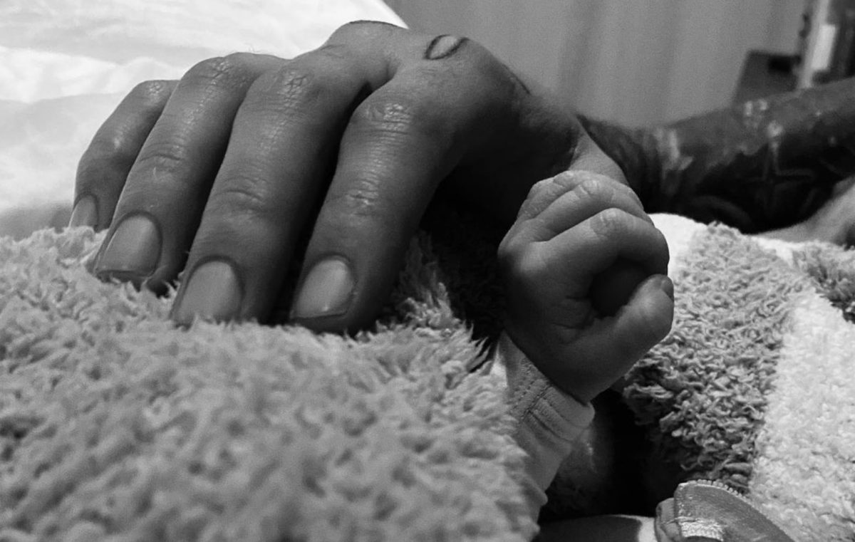 Gigi Hadid Shares Sweet Photo Series Of Her Baby Girl