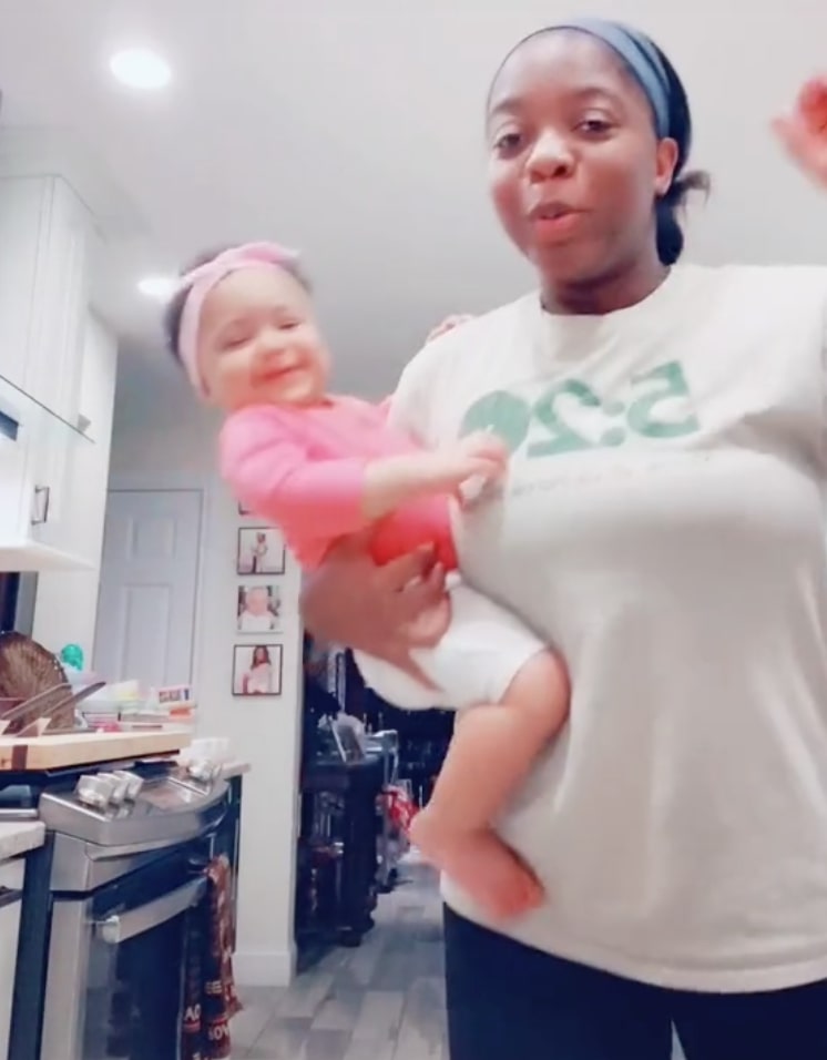 Social Media Slams Mom For 'Abusive' Baby Food She Creates