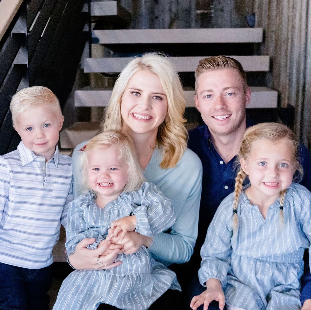 elizabeth smart reveals kidnapping story to her children