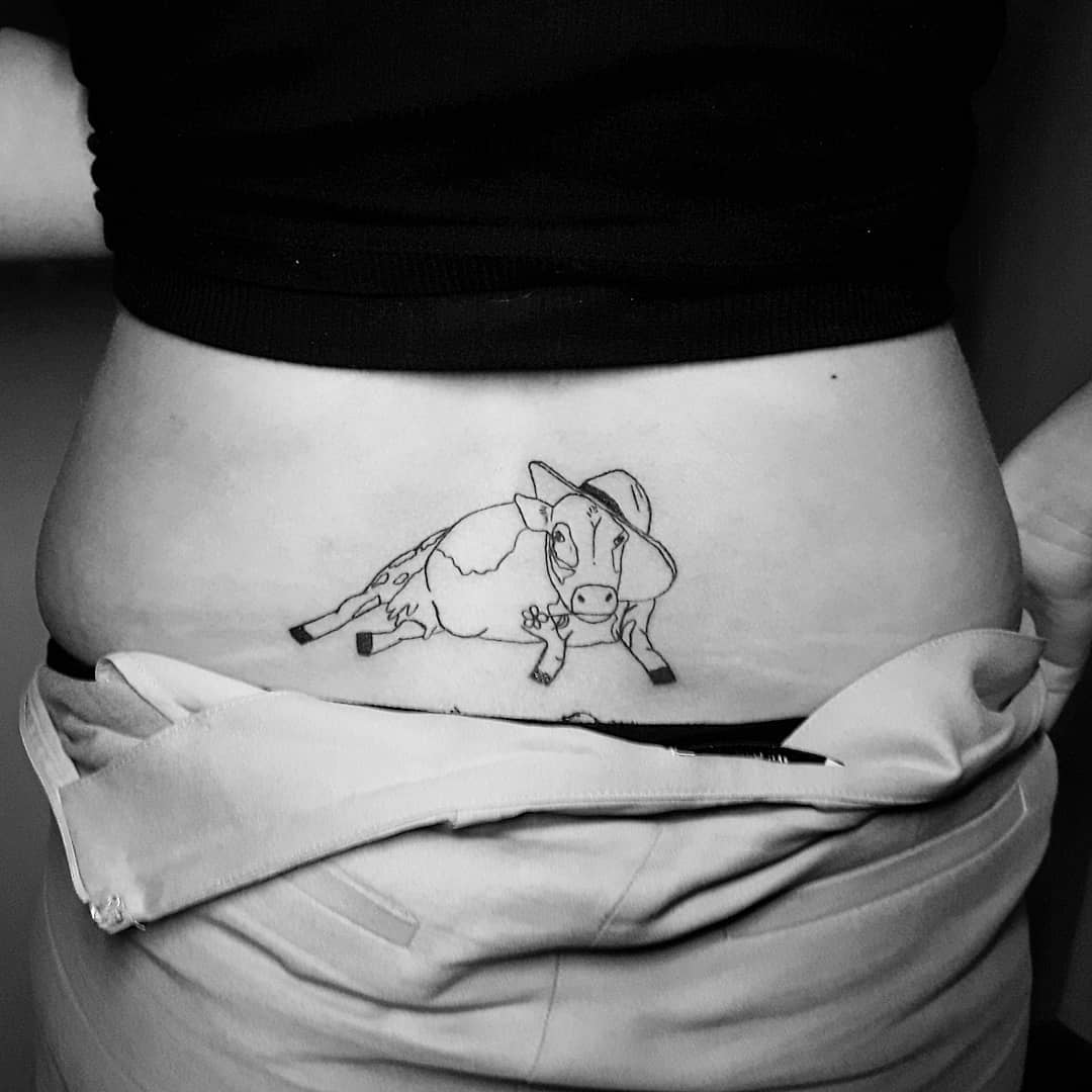 25 Lower Back Tattoos That Upset Taboo and Reclaim a Fabulous Look