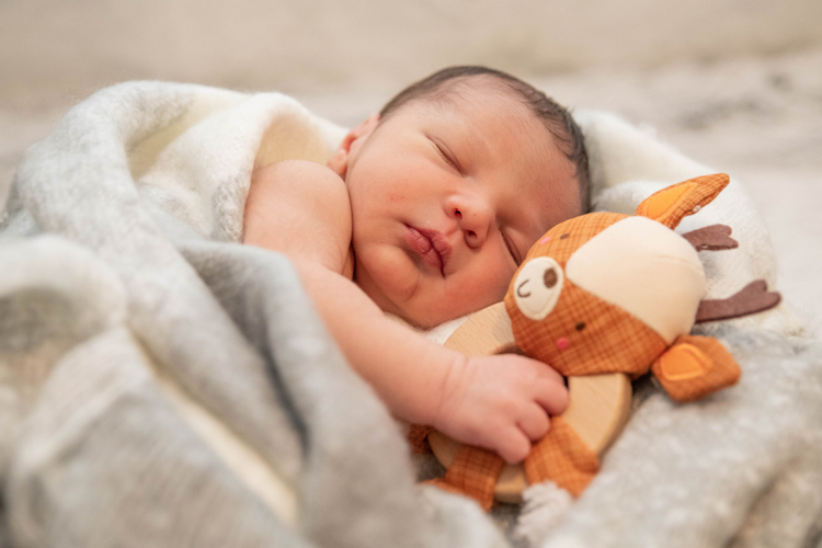 25 meaningful middle names for boys new parents should consider