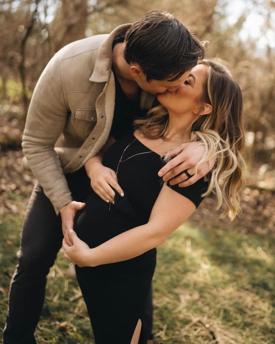 shawn johnson tests positive for covid-19 while pregnant