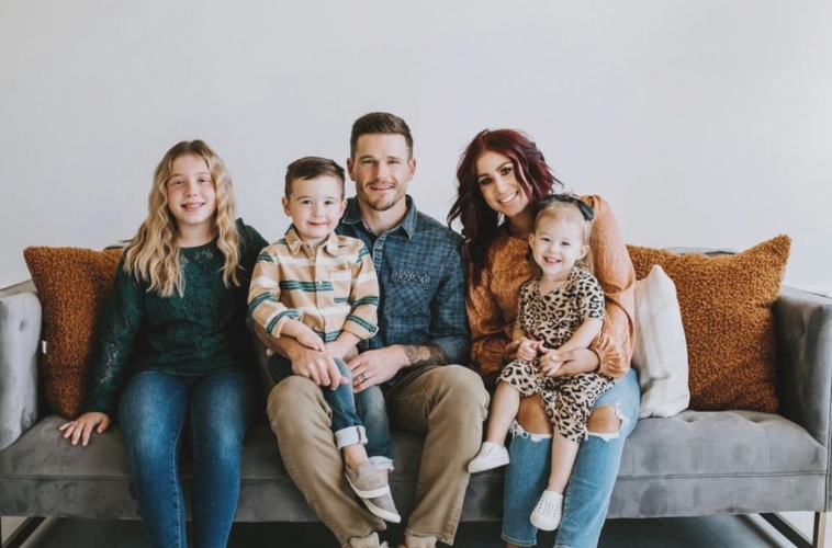 Chelsea Houska Is Over The Moon About Newborn Daughter