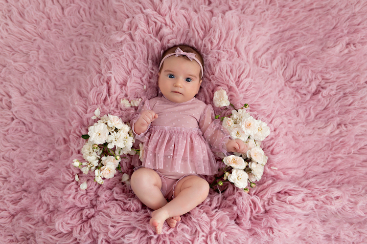 25 bright baby names for girls that mean 'luck'