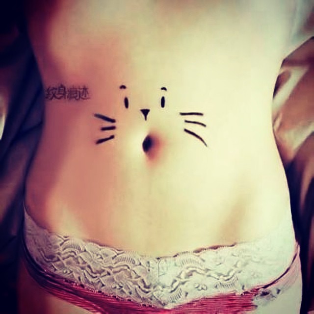 25 funny belly button tattoos to neaten up your navel