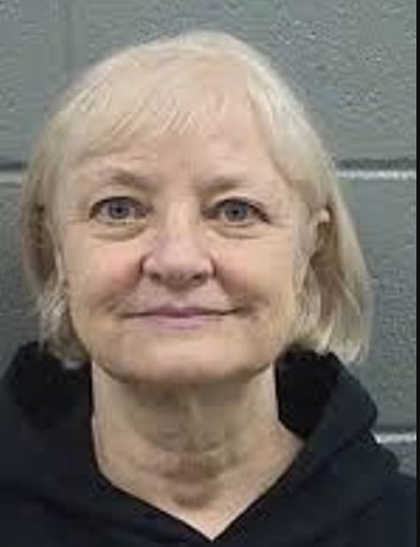 Chicago Woman Dubbed the 'Serial Stowaway' for Hopping on 30 Flights in 20 Years Speaks Out for the First Time