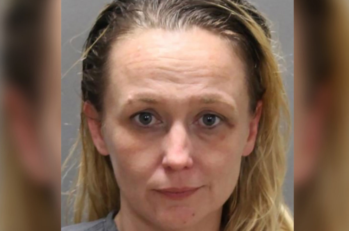 police arrest mom who showed up to daughter's school in boxing gloves to beat up student