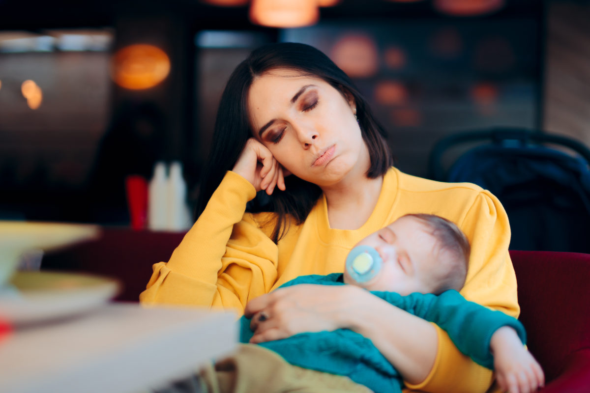 dear moms, i feel overwhelmed by motherhood—has anyone felt like this before?