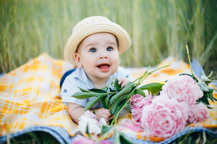 25 timely boy baby names that commemorate times of birth
