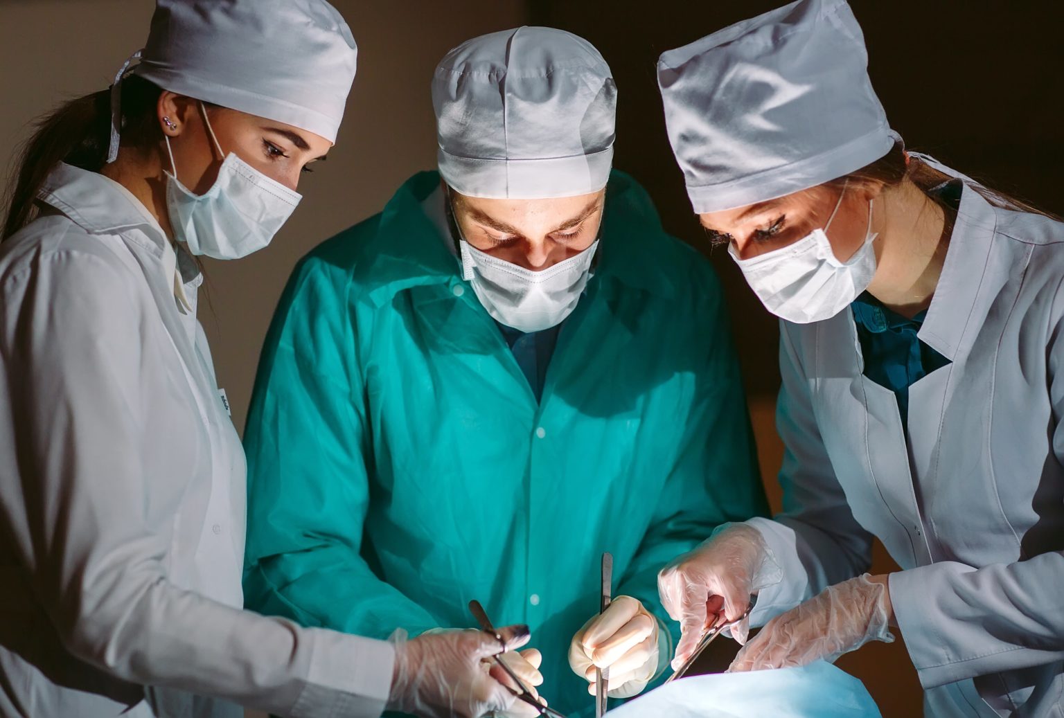 Нельзя проводить операцию. Трансплантология органов. Трансплантация в медицинской практике. Ассистирование хирургу.