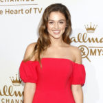 Duck Dynasty's Sadie Robertson Welcomes First Child with Christian Huff: 'We Saw a Million Little Miracles'