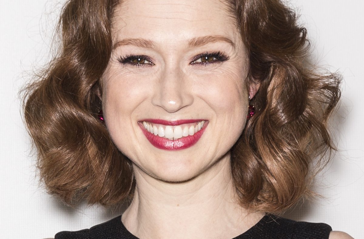 actress ellie kemper was once crowned the 'veiled prophet' queen in 1999—and it's causing a lot of controversy 