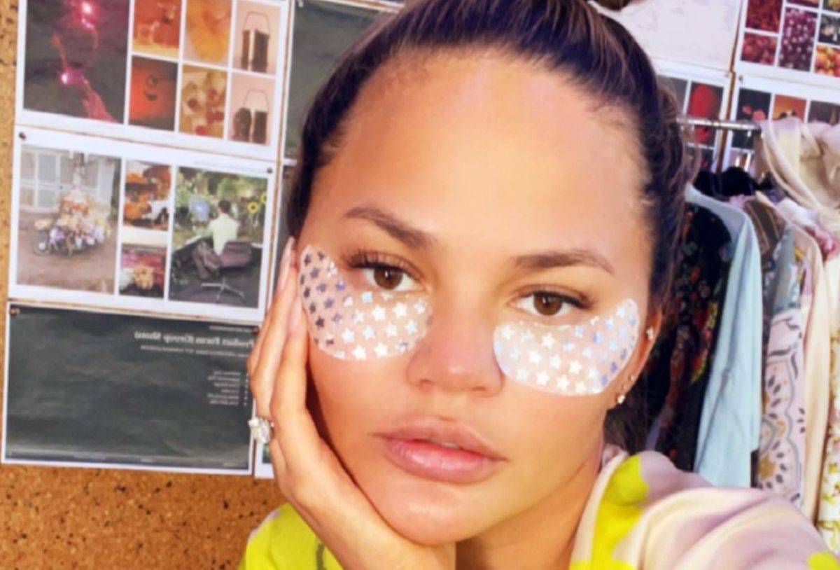 Chrissy Teigen Says She Is Struggling Being Apart Of The 'Cancel Club' After Past Bullying Allegatio (1)
