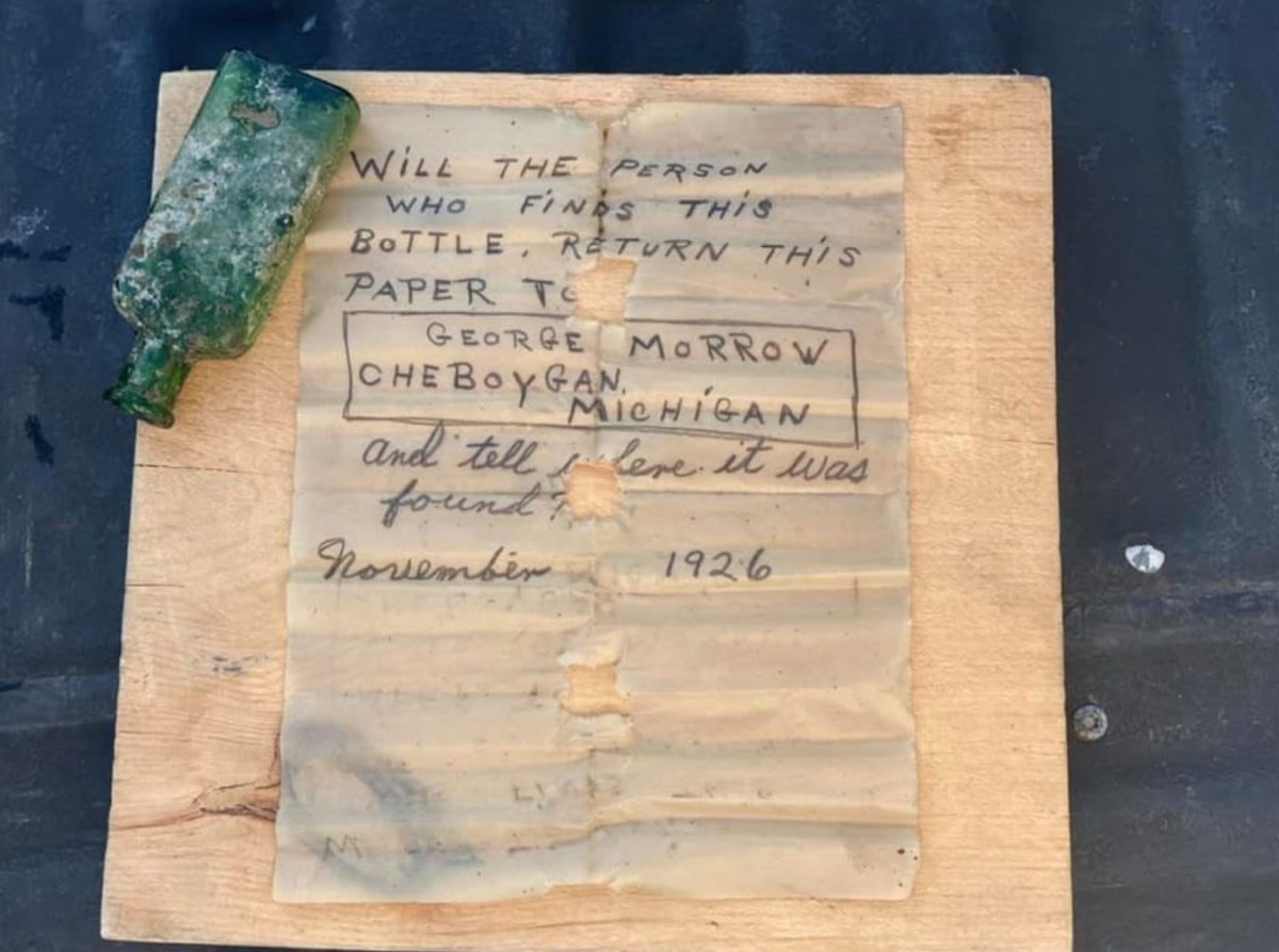 diver discovers message in a bottle dating back to 1926, connects with late writer's daughter