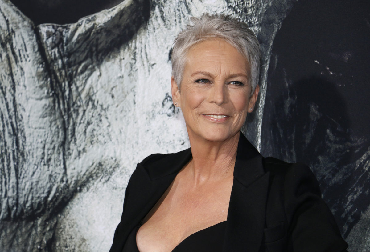 jamie lee curtis talks of feeling of pride while watching her son become her daughter