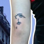 55 Minimalist Tattoo Ideas That Capitalize On Form