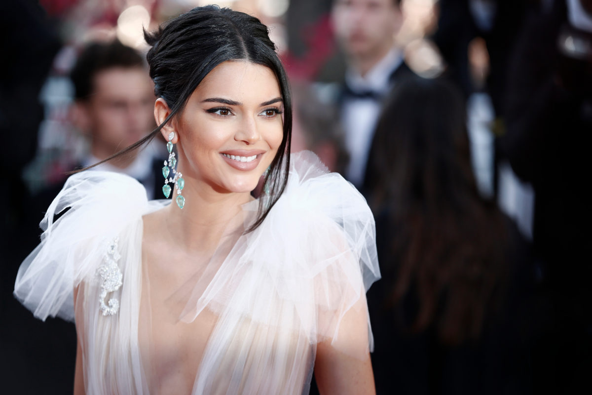 was the dress kendall jenner was most recently seen wearing to her friend’s wedding disrespectful? 
