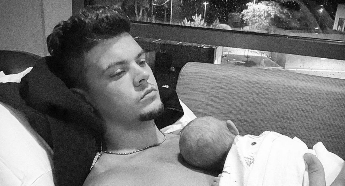Teen Mom's Tyler Baltierra Posts First Photo Of Baby Girl Whom He Shares With Catelynn Lowell