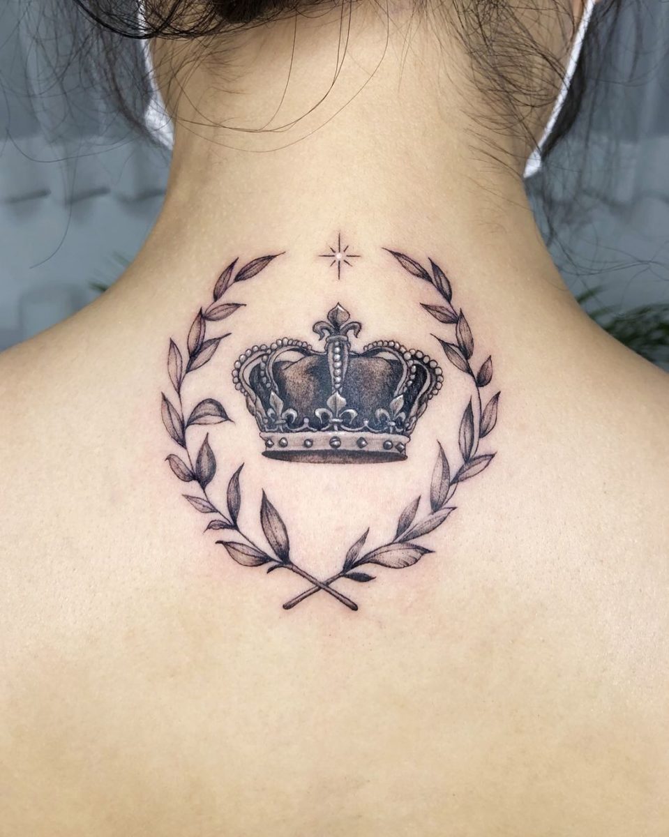 30 Decadent Crown Tattoo Ideas