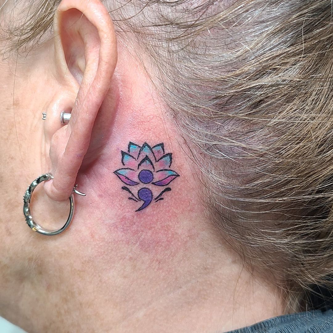 25 Banging Behind Ear Tattoos