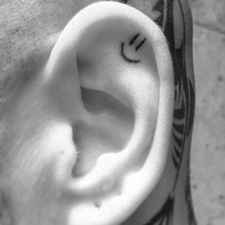 60 Fun Ear Tattoos You Must See