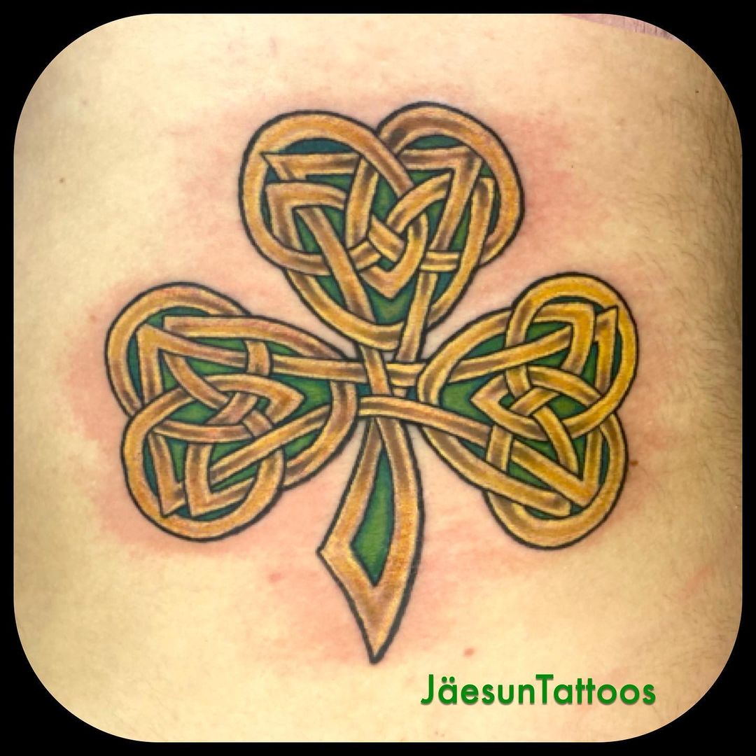 ❀ 65+ Three Leaf Clover - Shamrock Tattoo, Four Leaf Clover Tattoo Designs  ❀ Meaning and Ideas