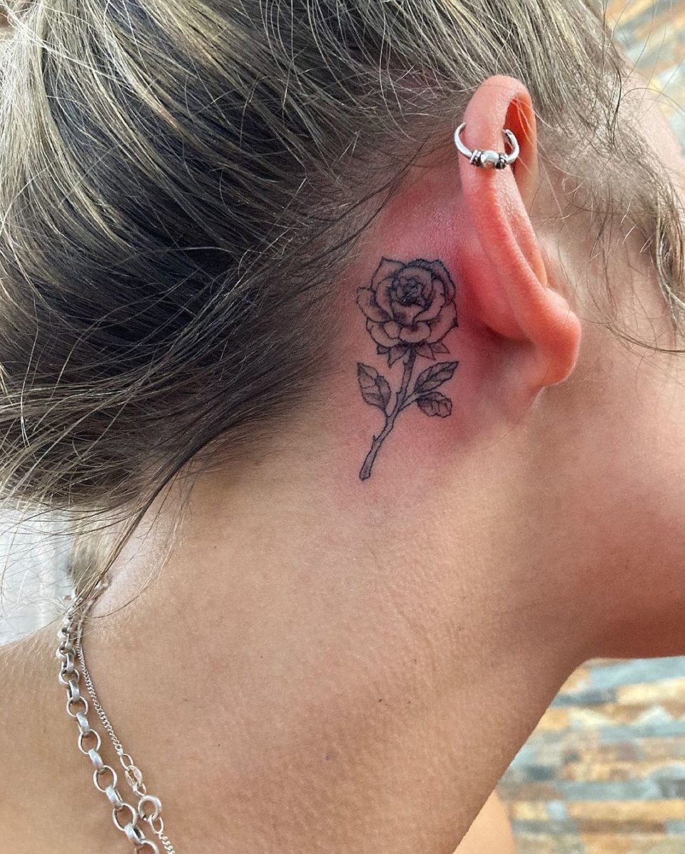 33 Gorgeous Small Rose Tattoo Ideas